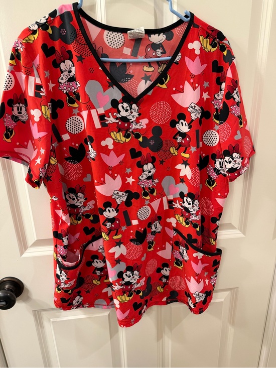 Disney Tops - Disney Red Mickey & Minnie Print V-Neck Top/Scrubs  Size XL